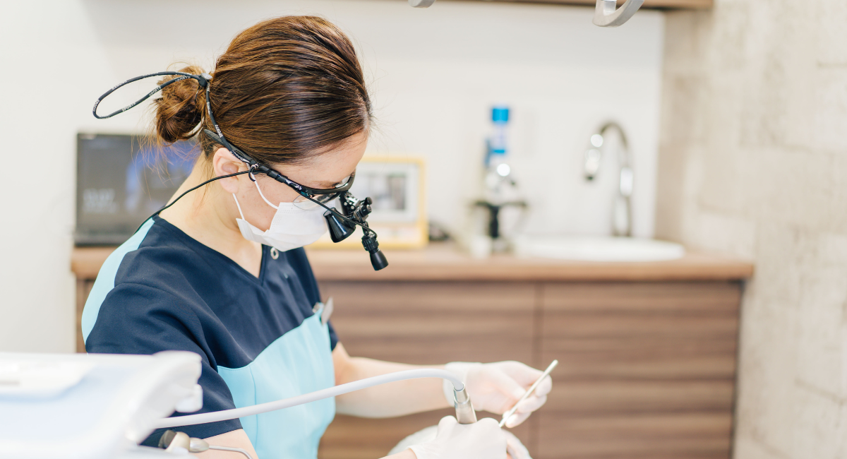 横浜グランアズーリデンタルクリニック鶴ヶ峰の精密歯周病治療